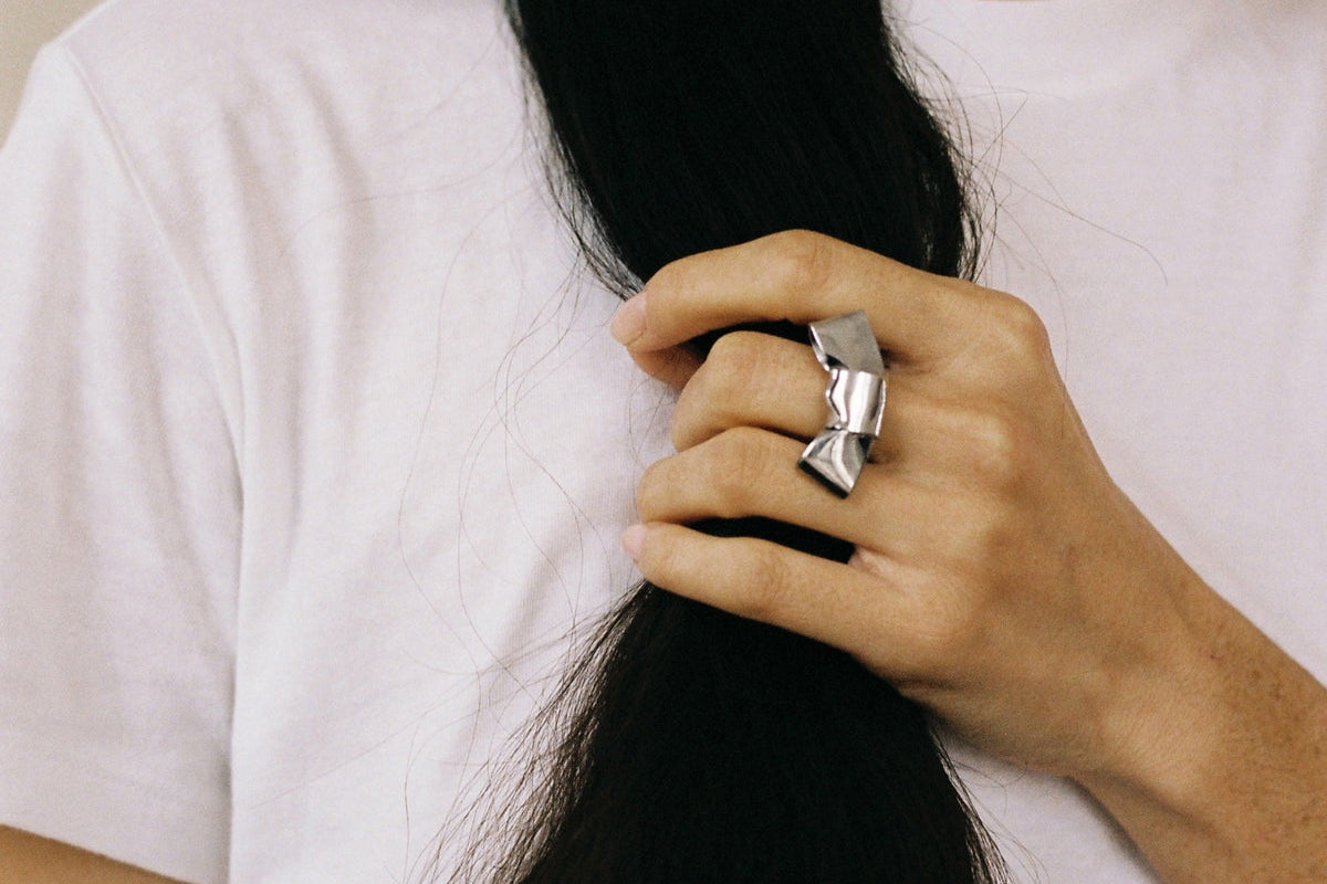 Cravat Ring