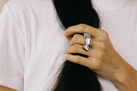 Cravat Ring