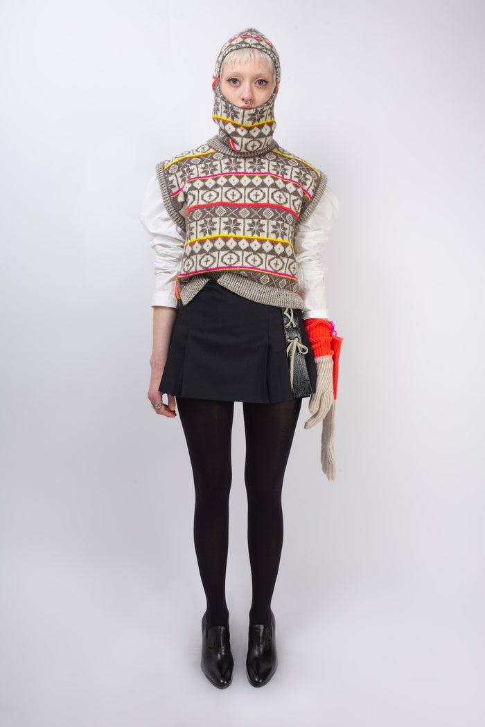 Nell Vest