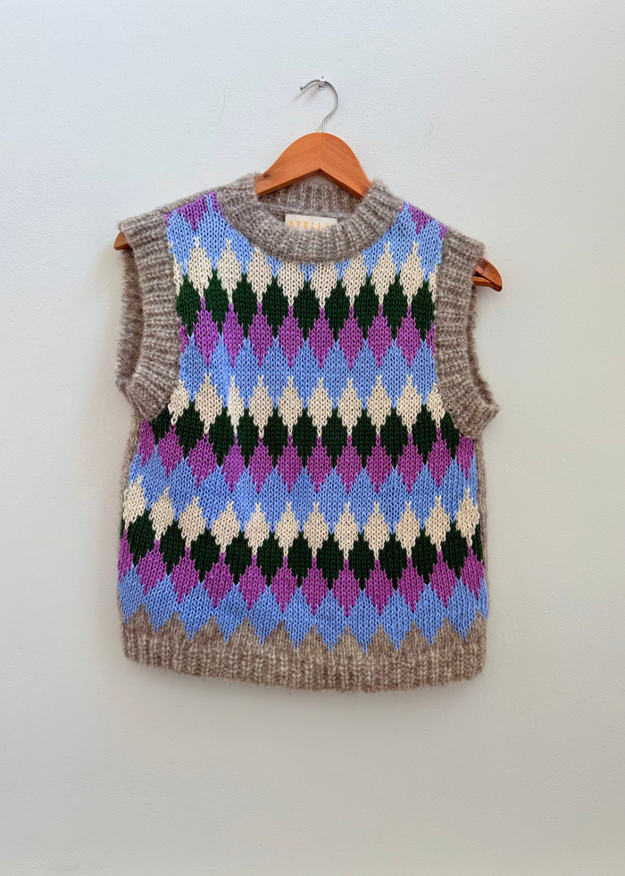 Annick Vest