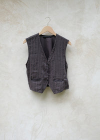 Lointain diamond shaped button-up vest